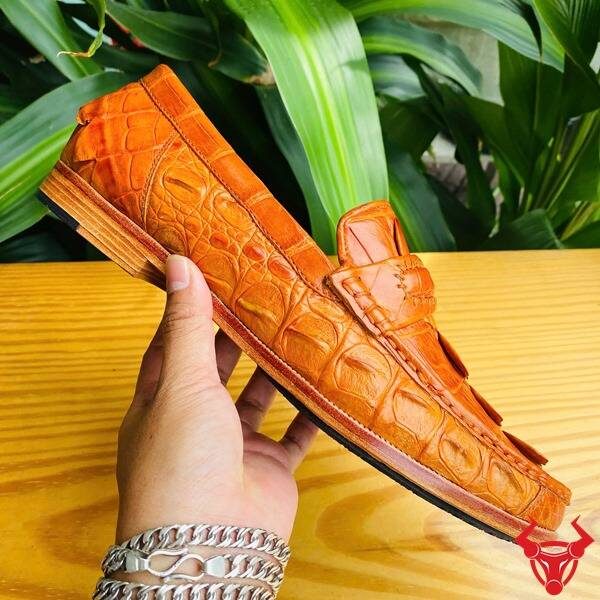Giày lười da cá sấu cao cấp GCA2 màu vàng cam lịch lãm.