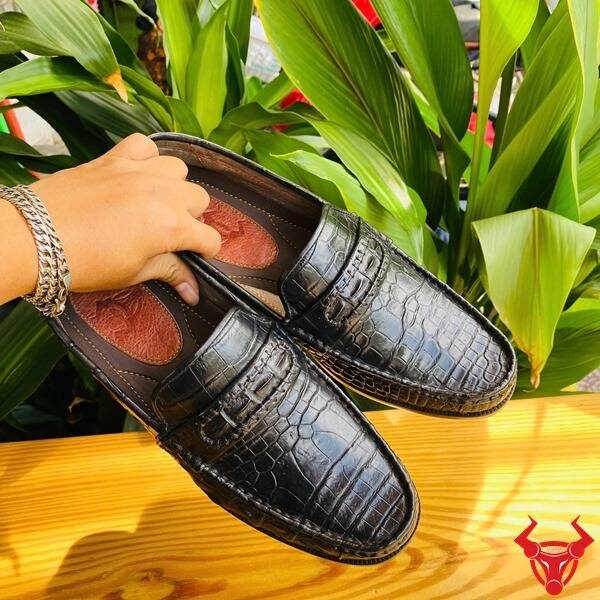 Giày da cá sấu bụng đen GCA8 tinh tế, sang trọng cho doanh nhân.