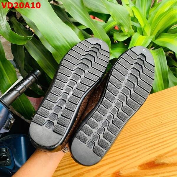 Giày Nam GBD3 – Da Bụng Đà Điểu Thật, Bền Bỉ & Đẳng Cấp Giày lười da bụng đà điểu GBD3 màu nâu đất thời trang cao cấp trẻ trung.