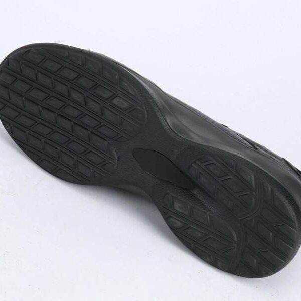 Giày sneaker da bụng đà điểu cao cấp.