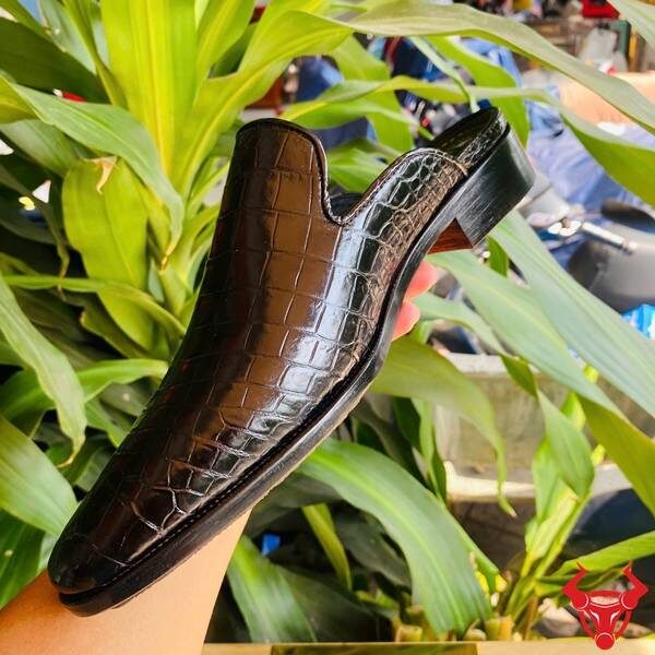Giày sục da cá sấu bền đẹp cao cấp