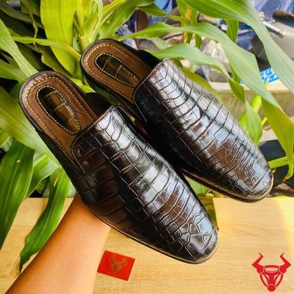 Giày sục mule cao cấp cho nam.