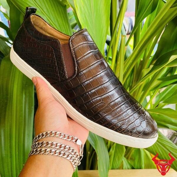 Giày thể thao da cá sấu cao cấp độc lạ