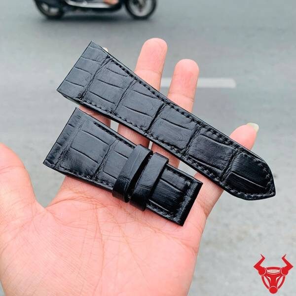 Làm dây đồng hồ da cá sấu cao cấp 26-22mm da bụng màu đen theo yêu cầu
