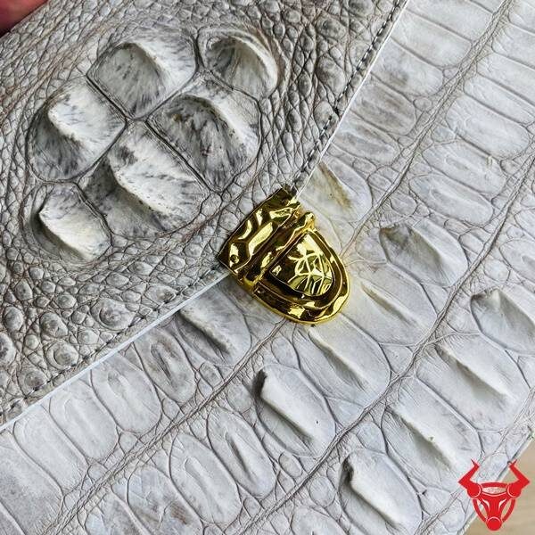 Túi xách nữ da cá sấu bạch tạng quý phái