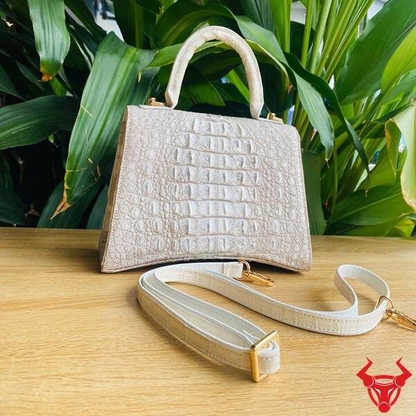 Túi đeo chéo da cá sấu bạch tạng kiểu da gù TXBA4.