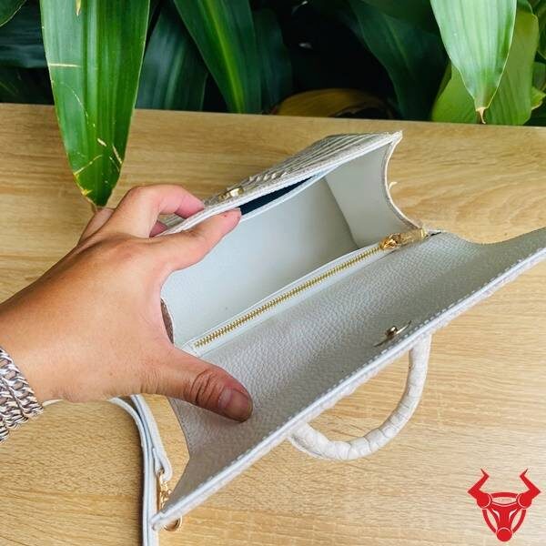 Túi xách đeo chéo nữ da cá sấu bạch tạng TXBA4 quý phái.