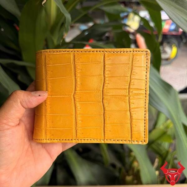 Ví Da Cá Sấu Thái Lan VBA8-TL Phong Cách Thời Trang Ví ngang da cá sấu Thái Lan VBA8-TL màu vàng chanh.