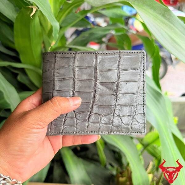 Ví da cá sấu Thái Lan màu xám form ngang.