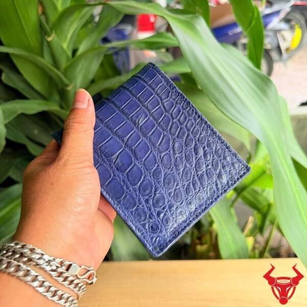 Ví Nam Da Bụng Cá Sấu Thái Lan Phong Cách Đẳng Cấp Ví nam form ngang da bụng cá sấu Thái Lan.