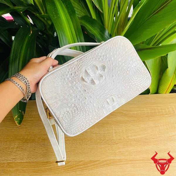 Túi Clutch Golf da gù cá sấu bạch tạng CJA4 đẳng cấp.