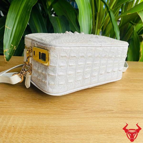 Túi Clutch Da Gù Cá Sấu Bạch Tạng CJA4 phong cách đẳng cấp.