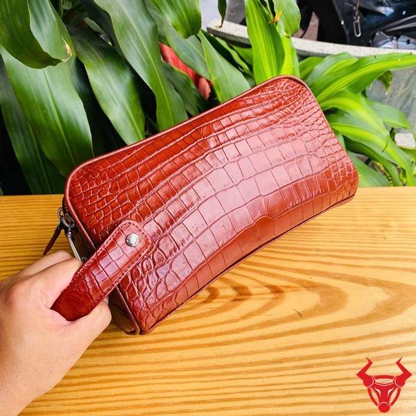 Túi Clutch Da Cá Sấu Thật CGA8 Màu Đỏ Thời Trang Cao Cấp Clutch da bụng cá sấu CGA8 màu đỏ hai ngăn khóa kéo dành cho quý ông.