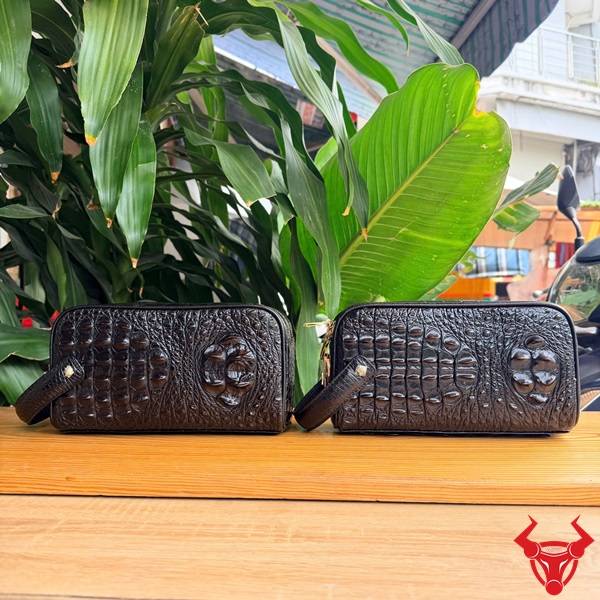 Túi Clutch Hộp Xách Tay Da Cá Sấu Gù Lưng CGA4 Màu Nâu Đen Cao Cấp Túi Clutch hộp xách tay da gù lưng cá sấu CGA4 màu nâu đen cao cấp.