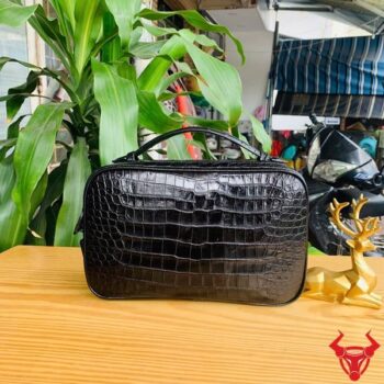 Túi Clutch Golf Xách Tay Da Bụng Cá Sấu CJA8 Màu Đen Sang Trọng